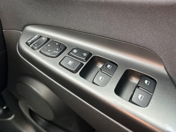 Used Hyundai KONA 2021 for sale - 76300033: Photo 28