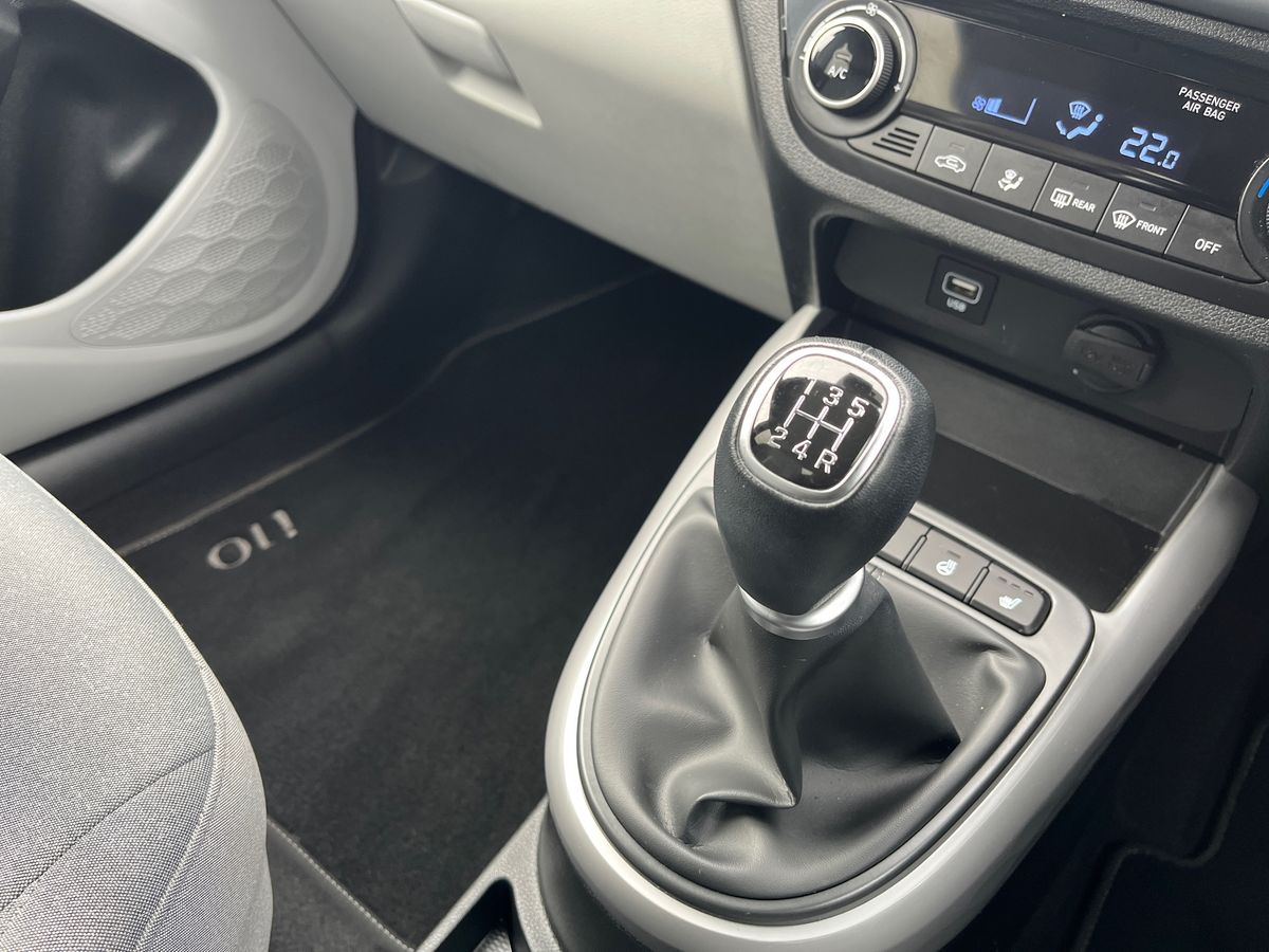 Used Hyundai i10 2023 for sale - 77805308: Photo 38