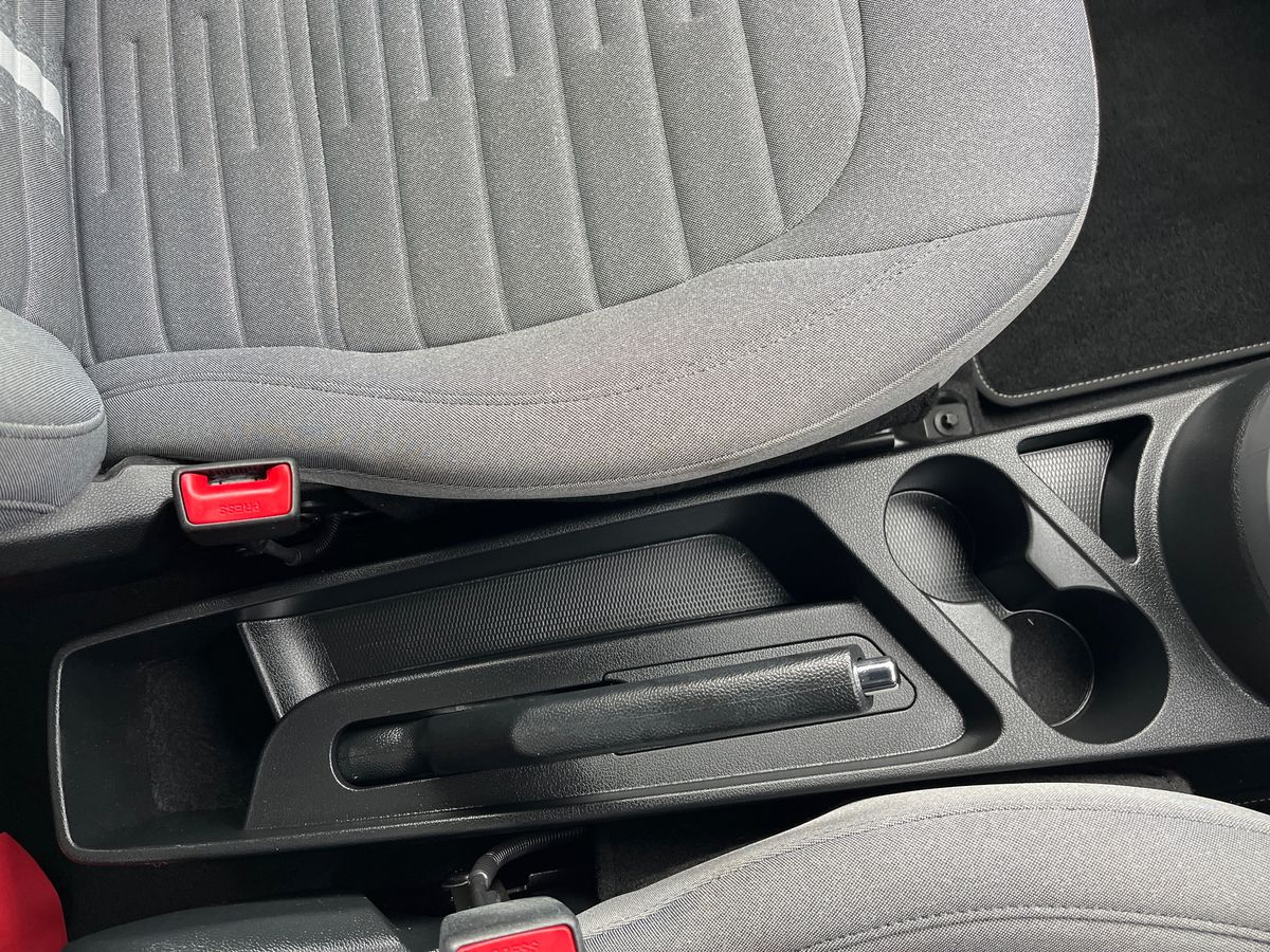 Used Hyundai i10 2023 for sale - 77805308: Photo 39