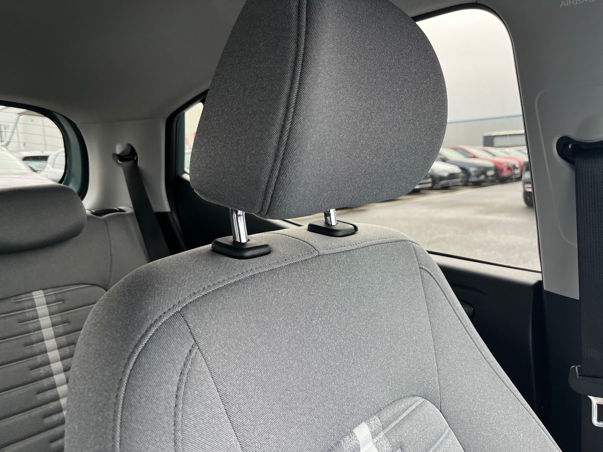 Used Hyundai i10 2023 for sale - 77805308: Photo 40