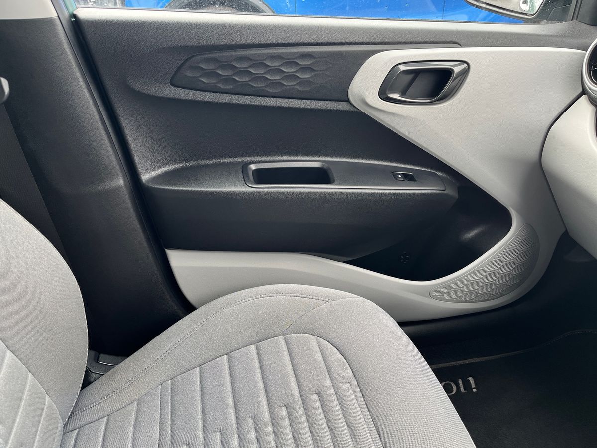 Used Hyundai i10 2023 for sale - 77805308: Photo 41