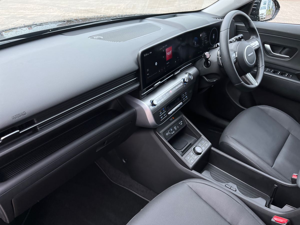 Used Hyundai KONA 2025 for sale - 77996392: Photo 2