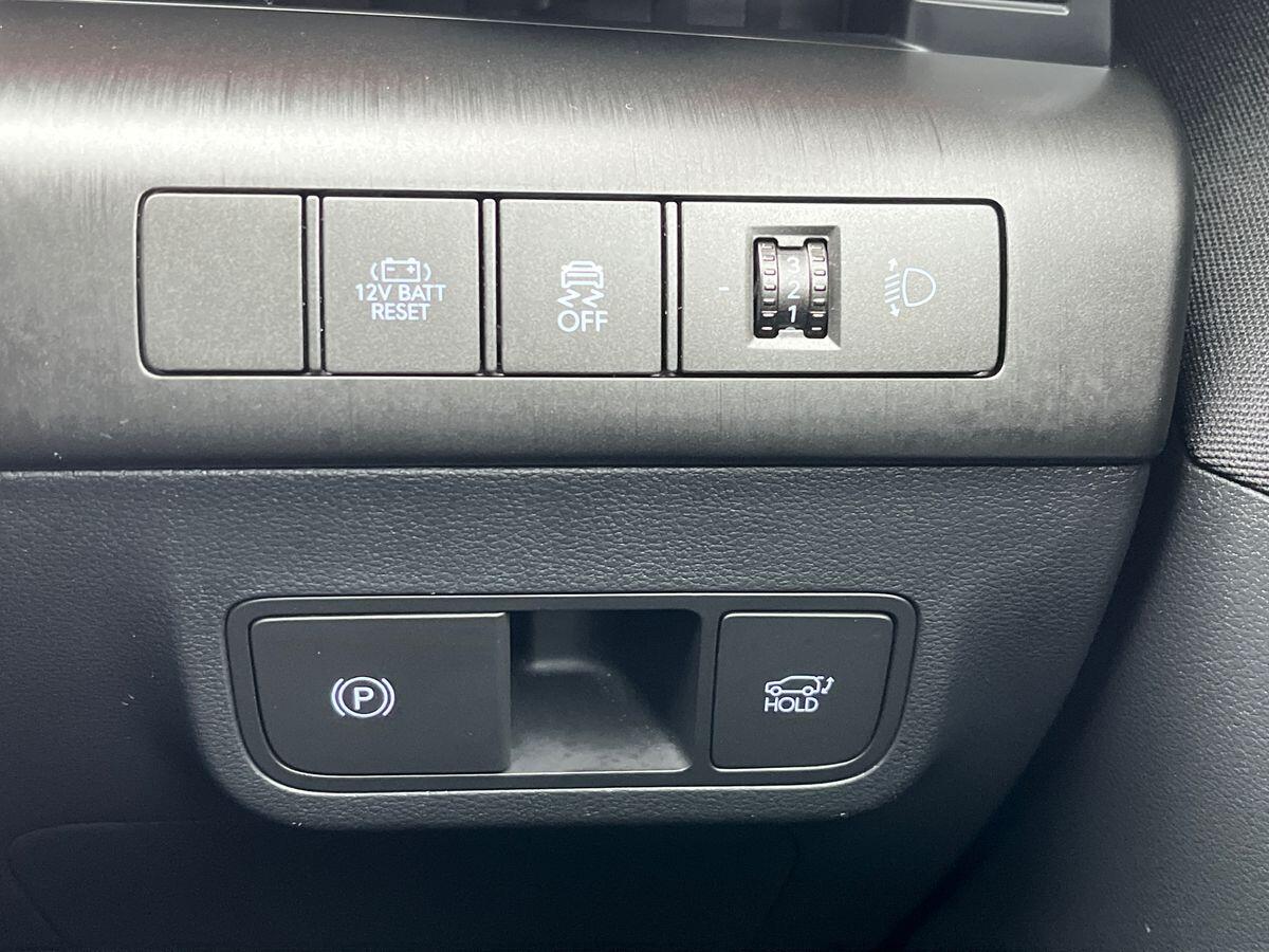 Used Hyundai KONA 2023 for sale - 77649410: Photo 44