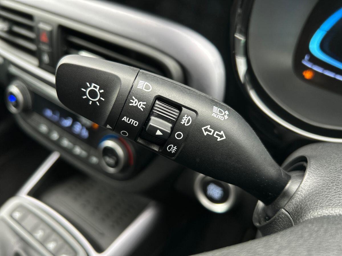 Used Hyundai i10 2024 for sale - 76300144: Photo 25