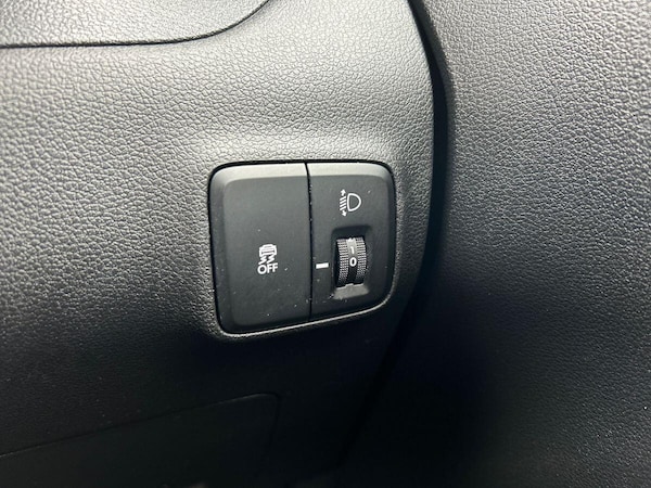 Used Hyundai i10 2024 for sale - 76300144: Photo 27