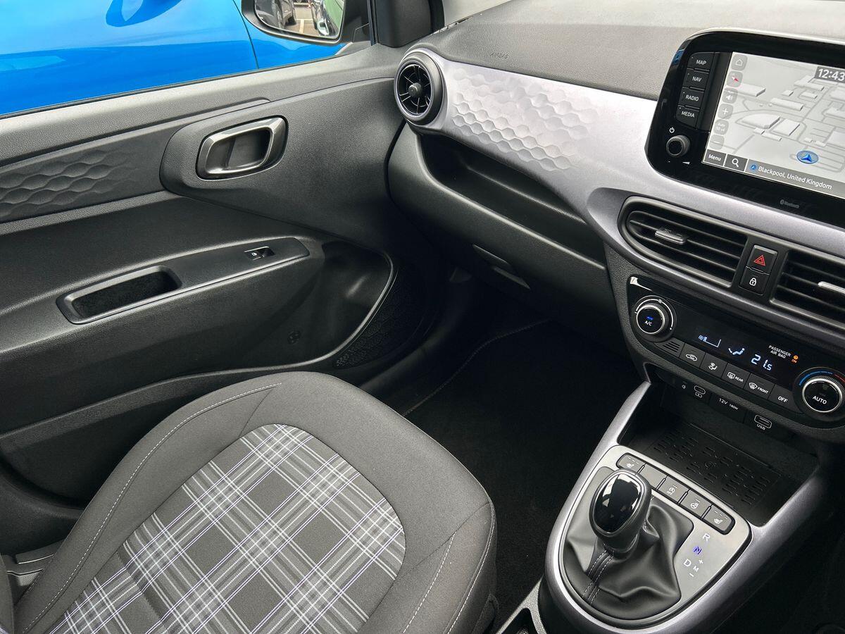 Used Hyundai i10 2024 for sale - 76300144: Photo 30