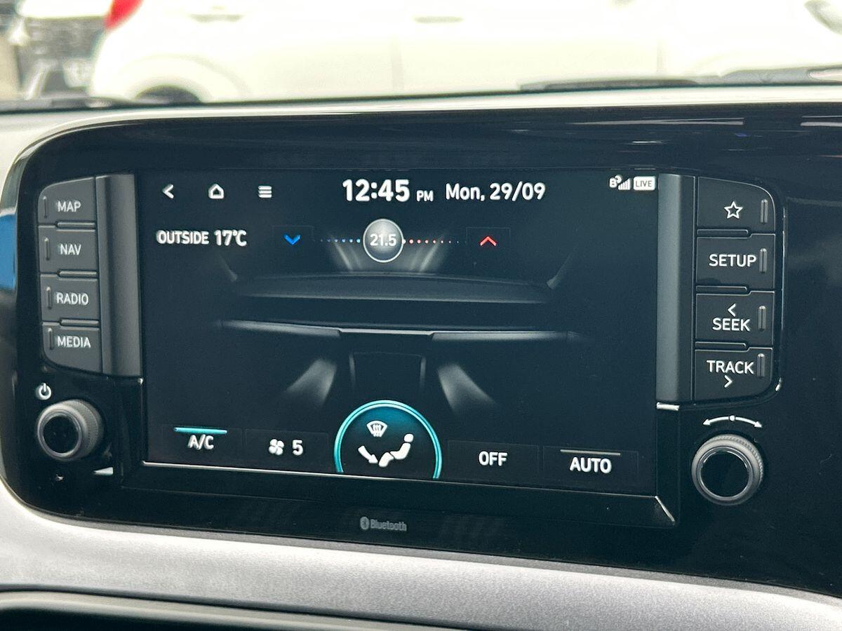 Used Hyundai i10 2024 for sale - 76300144: Photo 37