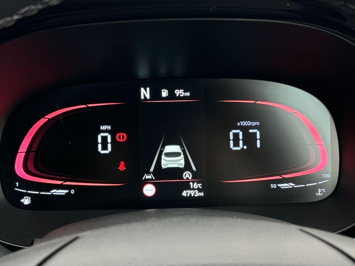 Used Hyundai i10 2024 for sale - 76300527: Photo 15