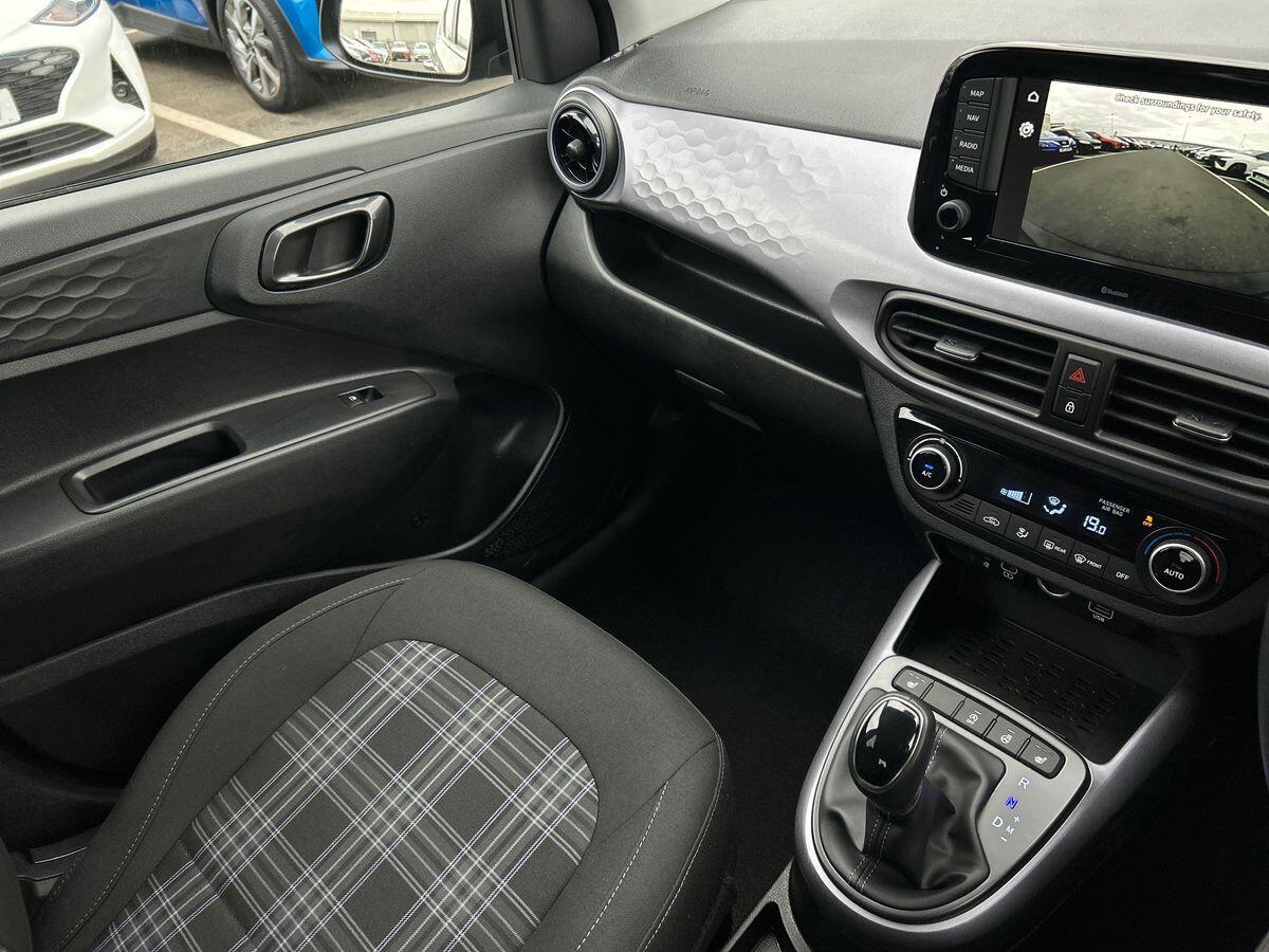 Used Hyundai i10 2024 for sale - 76300527: Photo 29