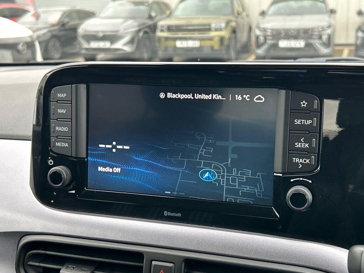 Used Hyundai i10 2024 for sale - 76300527: Photo 33