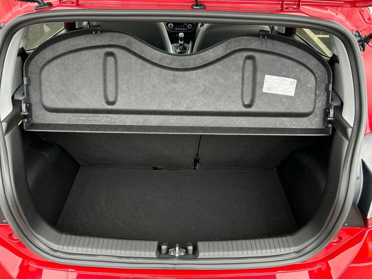 Used Hyundai i10 2023 for sale - 76300530: Photo 22