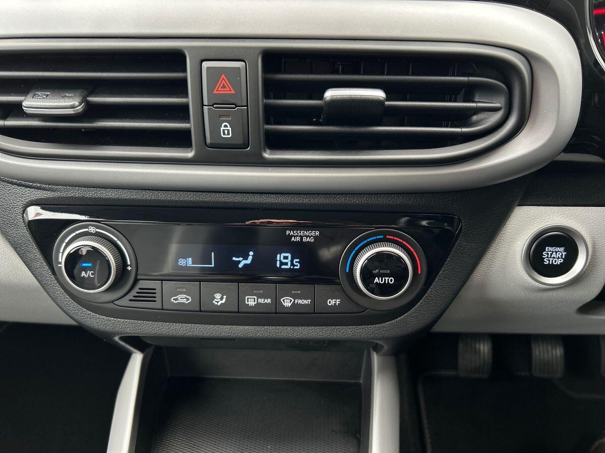 Used Hyundai i10 2023 for sale - 76300530: Photo 33