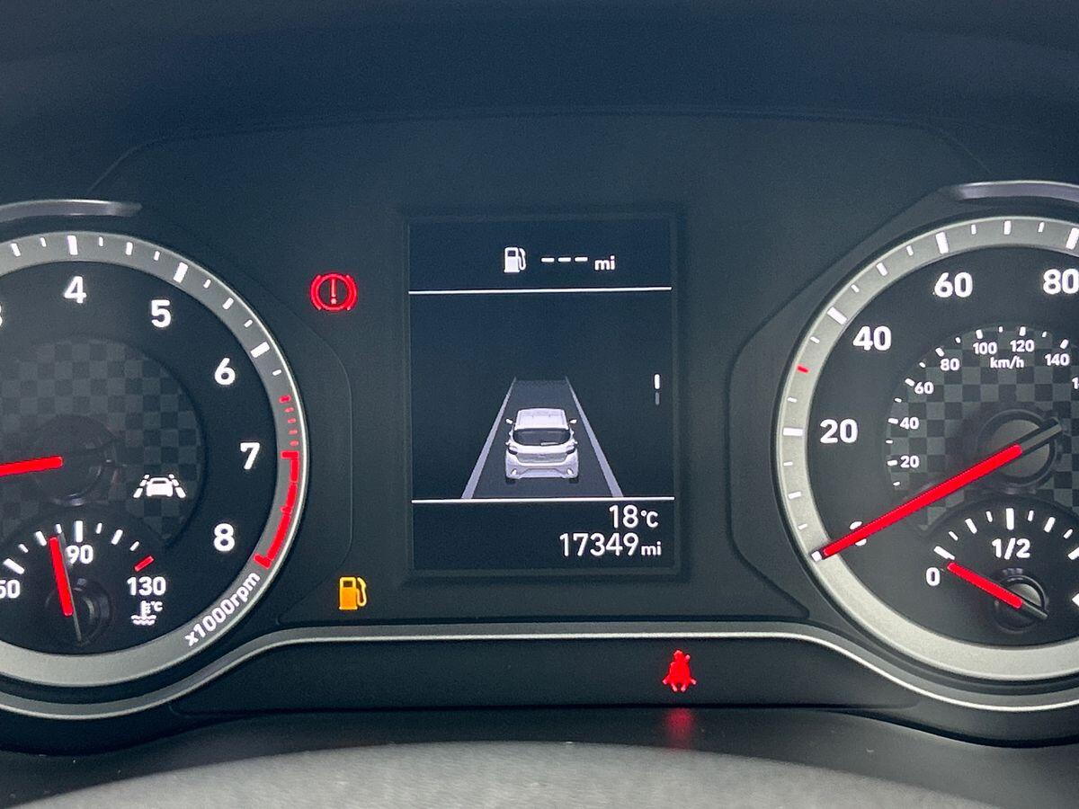 Used Hyundai i10 2023 for sale - 76300530: Photo 39