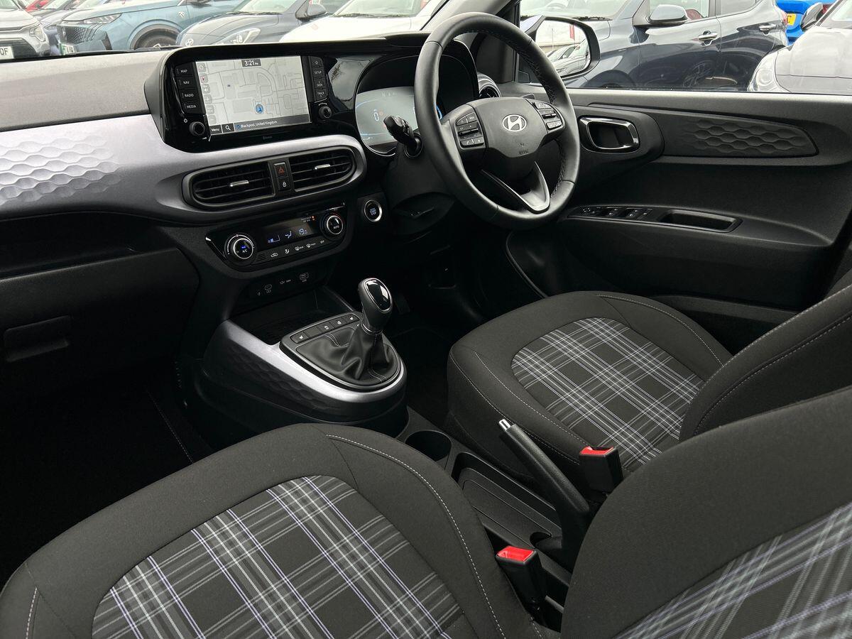 Used Hyundai i10 2024 for sale - 76128521: Photo 2