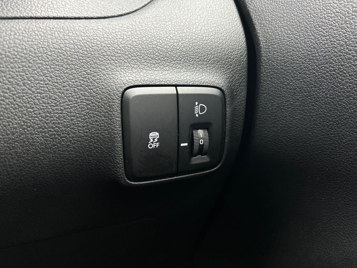 Used Hyundai i10 2024 for sale - 76128521: Photo 27
