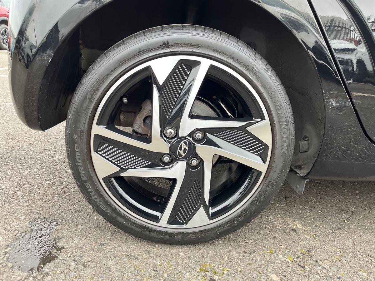 Used Hyundai i10 2023 for sale - 77649452: Photo 11