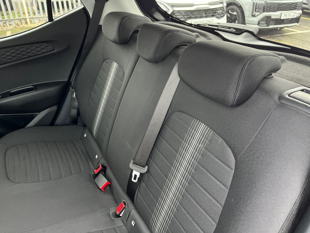 Used Hyundai i10 2023 for sale - 77649452: Photo 21