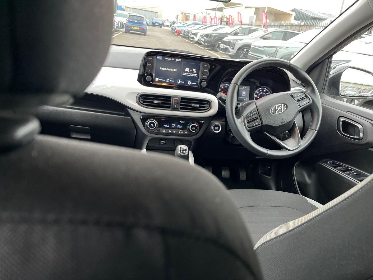 Used Hyundai i10 2023 for sale - 77649452: Photo 26