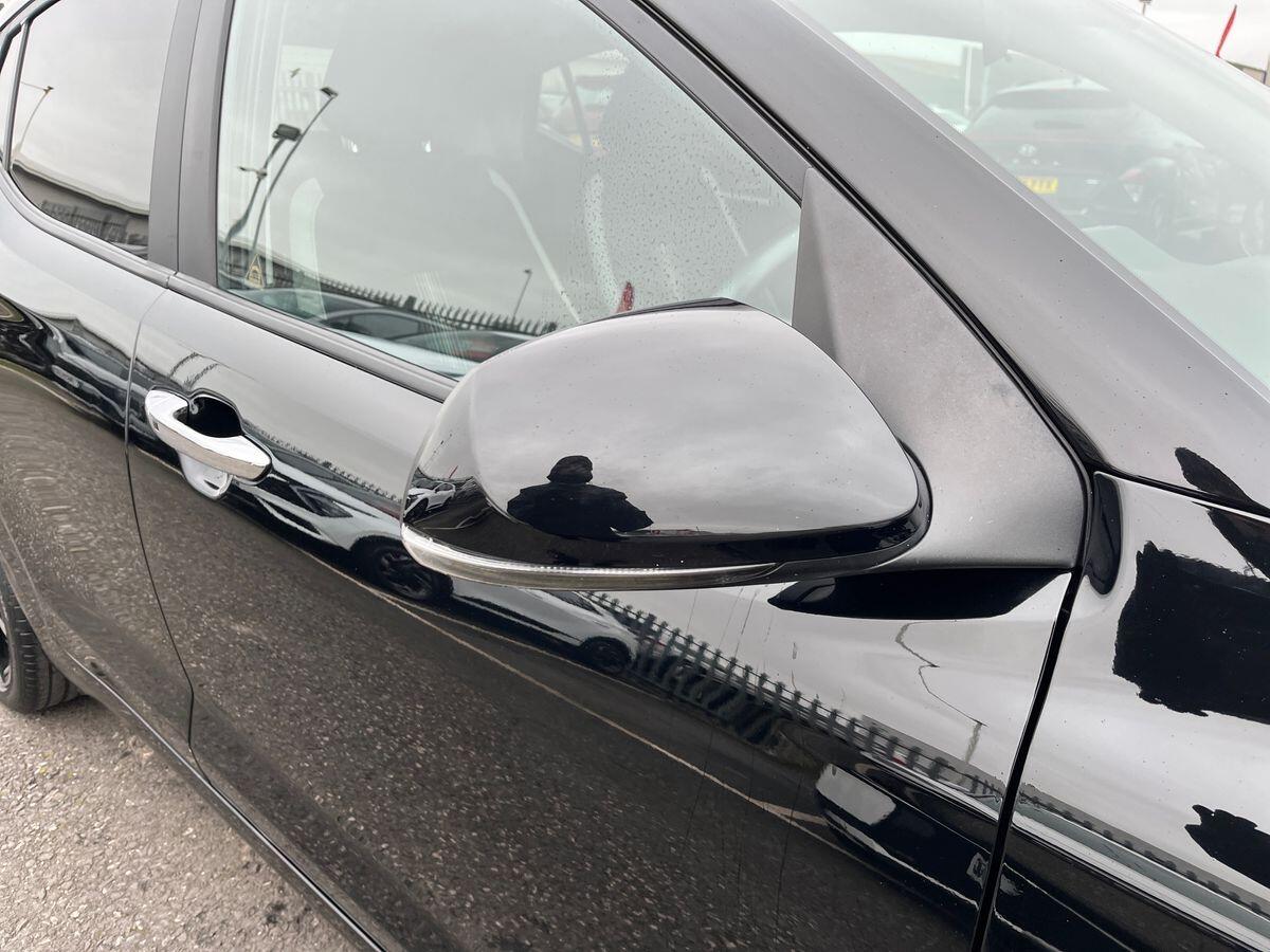 Used Hyundai i10 2023 for sale - 77649452: Photo 29