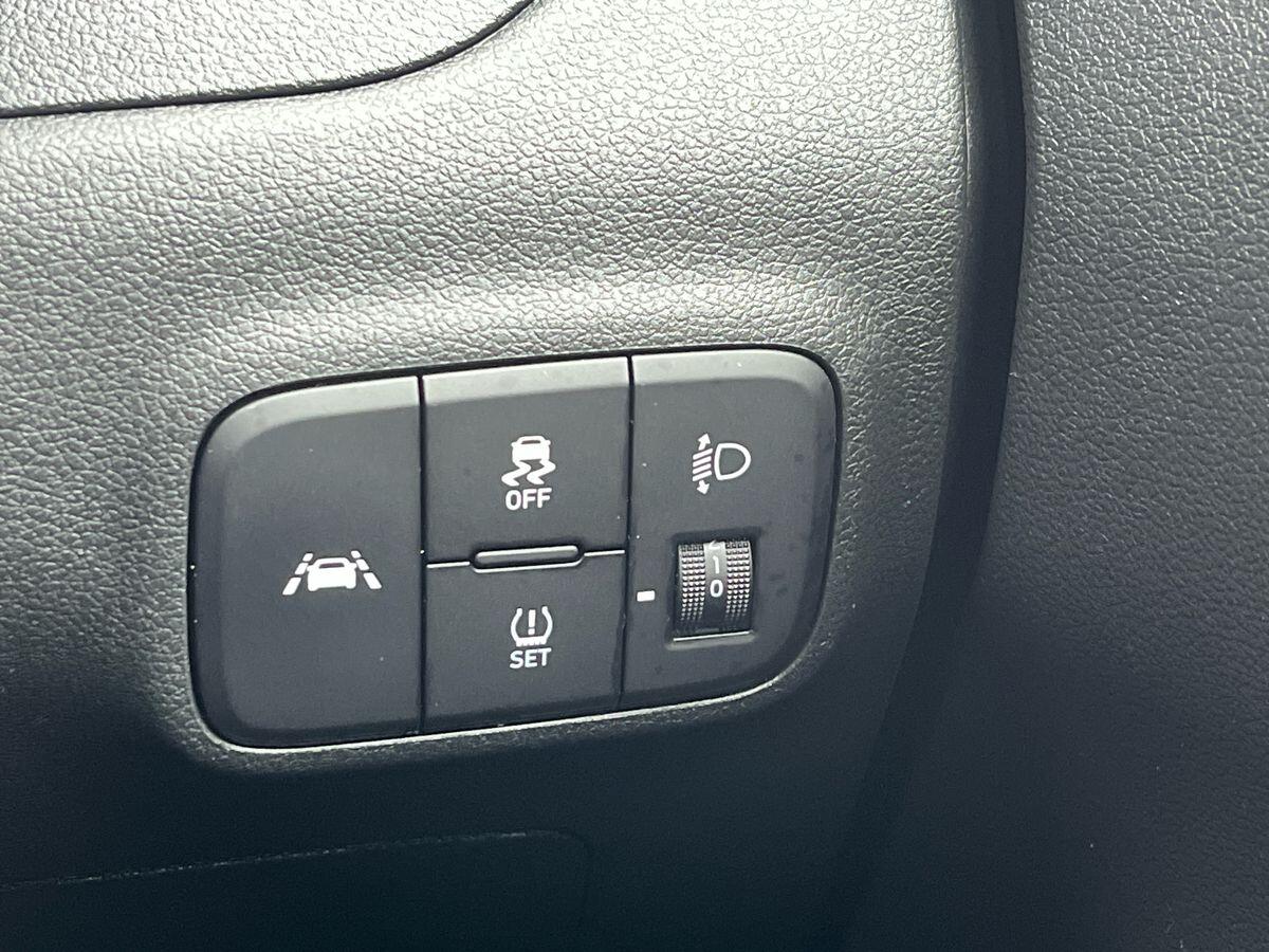 Used Hyundai i10 2023 for sale - 77649452: Photo 39