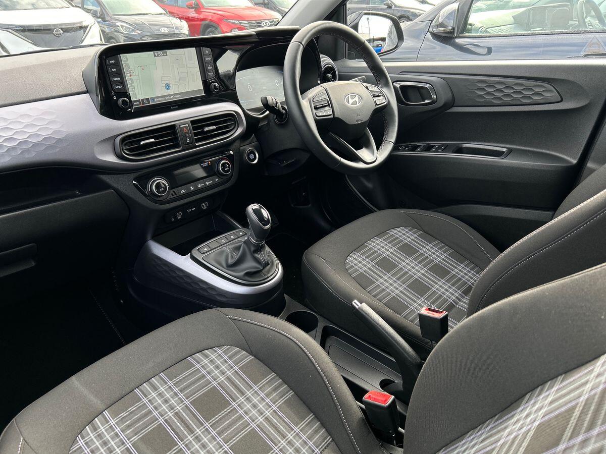 Used Hyundai i10 2024 for sale - 76299887: Photo 2