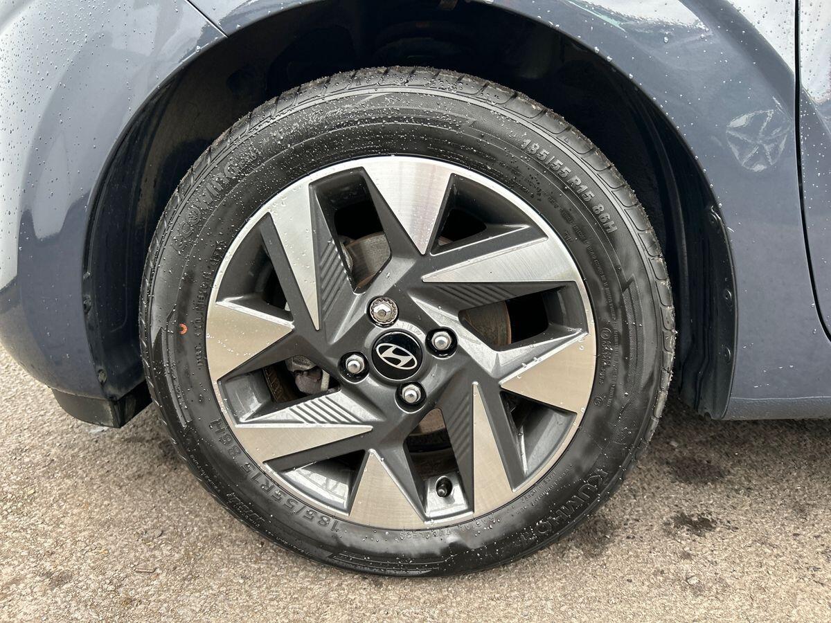 Used Hyundai i10 2024 for sale - 76300335: Photo 10