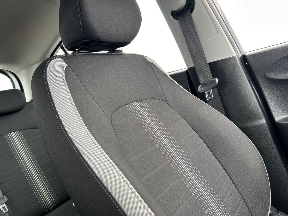 Used Hyundai i10 2024 for sale - 76300335: Photo 29