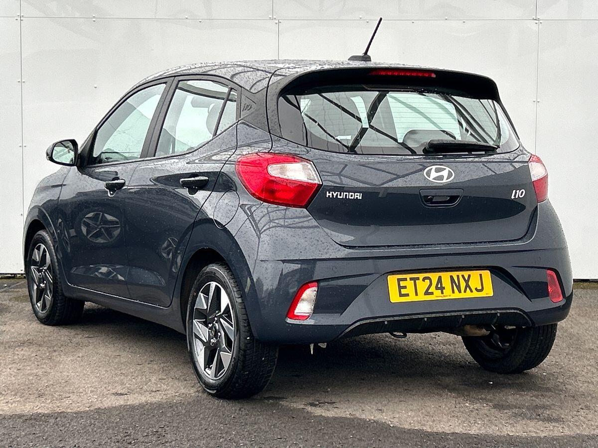 Used Hyundai i10 2024 for sale - 76300335: Photo 3