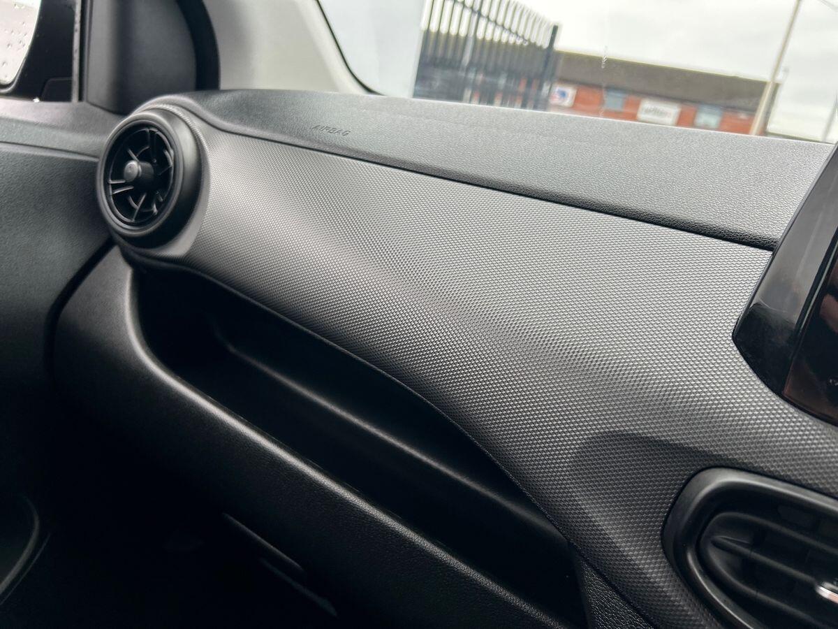 Used Hyundai i10 2024 for sale - 76300335: Photo 31