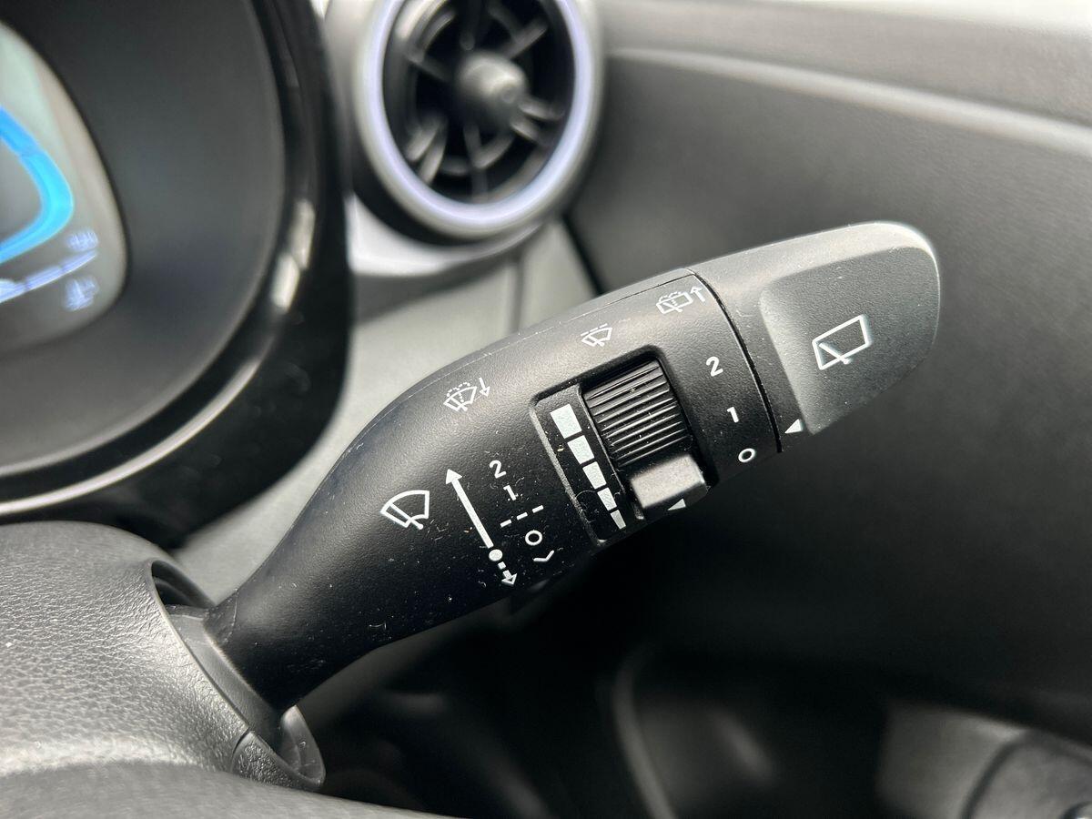 Used Hyundai i10 2024 for sale - 76090162: Photo 25
