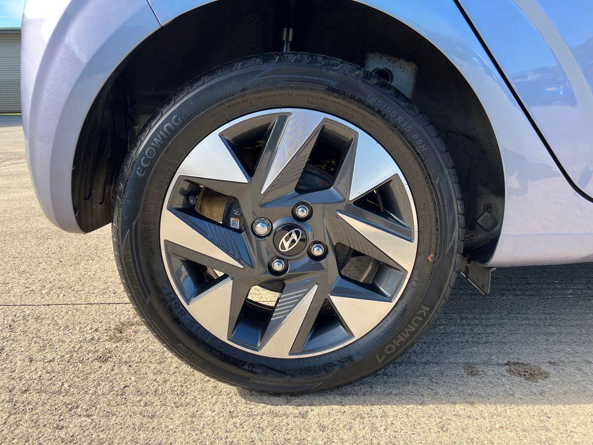 Used Hyundai i10 2023 for sale - 77916616: Photo 11