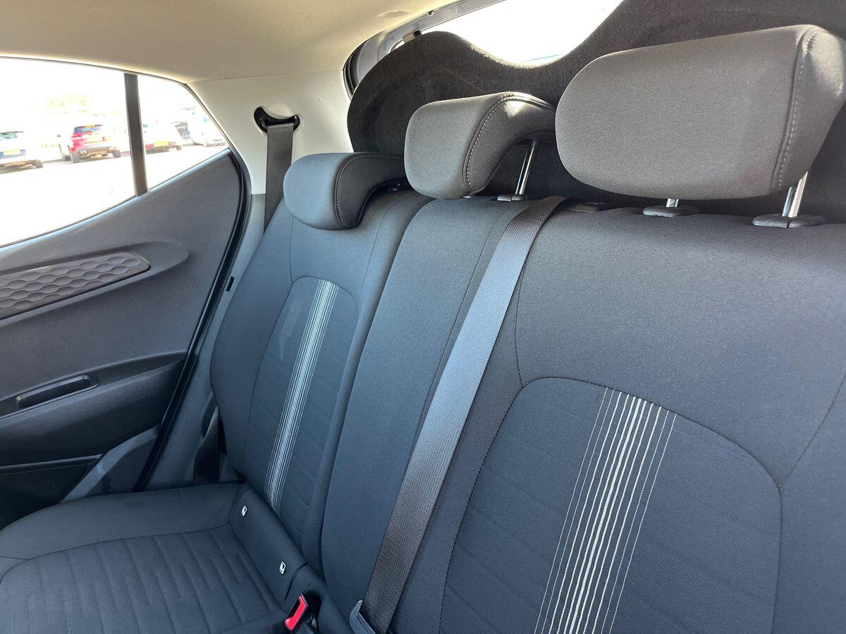 Used Hyundai i10 2023 for sale - 77916616: Photo 20