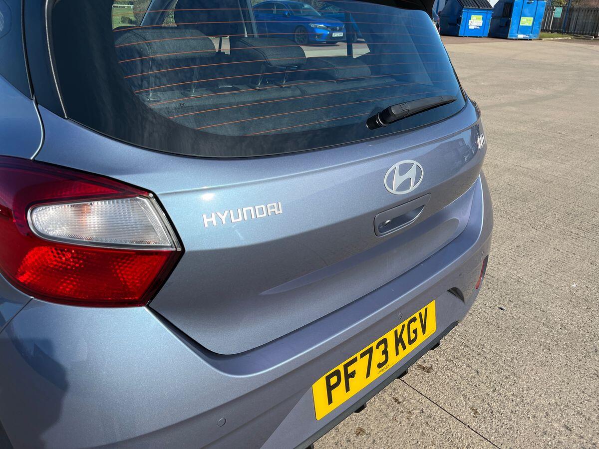 Used Hyundai i10 2023 for sale - 77916616: Photo 24