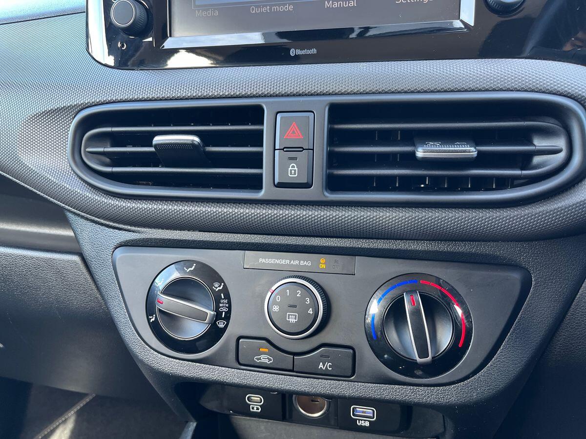 Used Hyundai i10 2023 for sale - 77916616: Photo 35