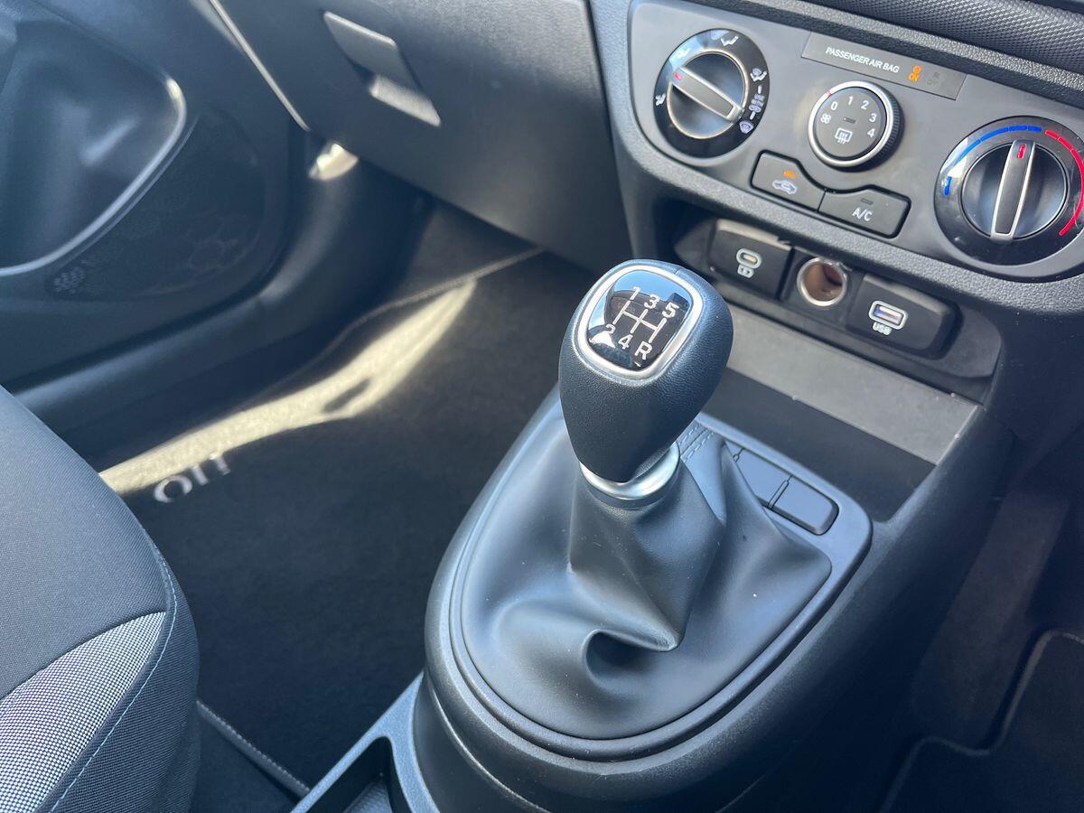 Used Hyundai i10 2023 for sale - 77916616: Photo 36