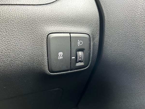 Used Hyundai i10 2024 for sale - 76299975: Photo 27