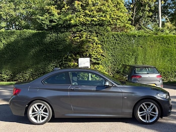 Used BMW 2 Series 2017 for sale - 76105363: Photo