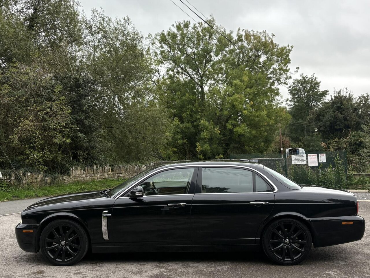 Used Jaguar XJ for sale - 76105364: Photo 10