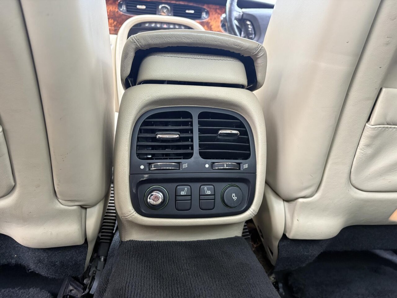 Used Jaguar XJ for sale - 76105364: Photo 15