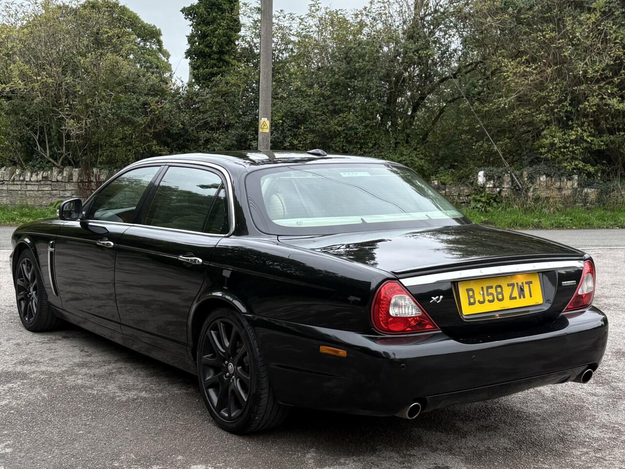 Used Jaguar XJ for sale - 76105364: Photo 5