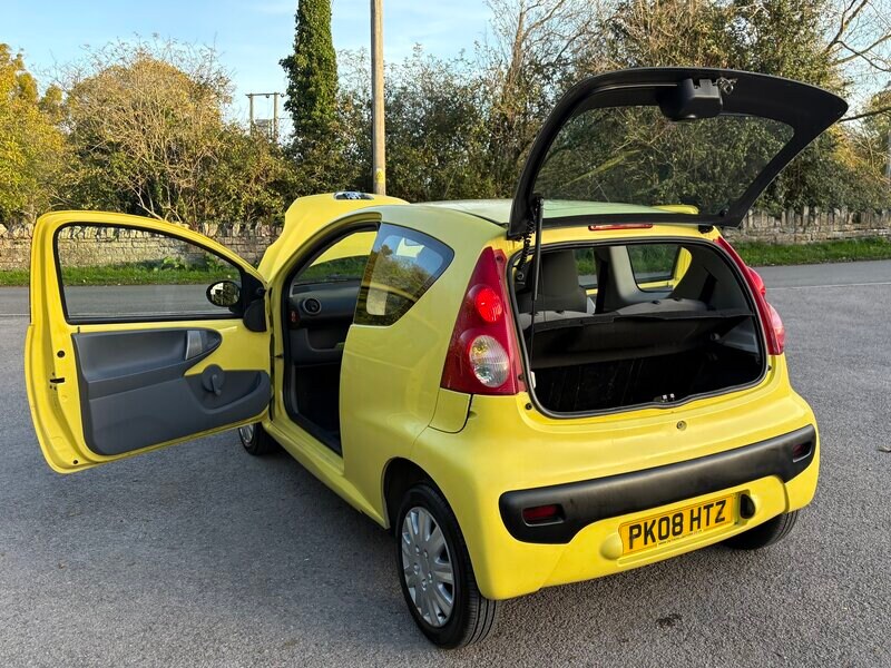 Used Peugeot 107 2008 for sale - 76603760: Photo 11