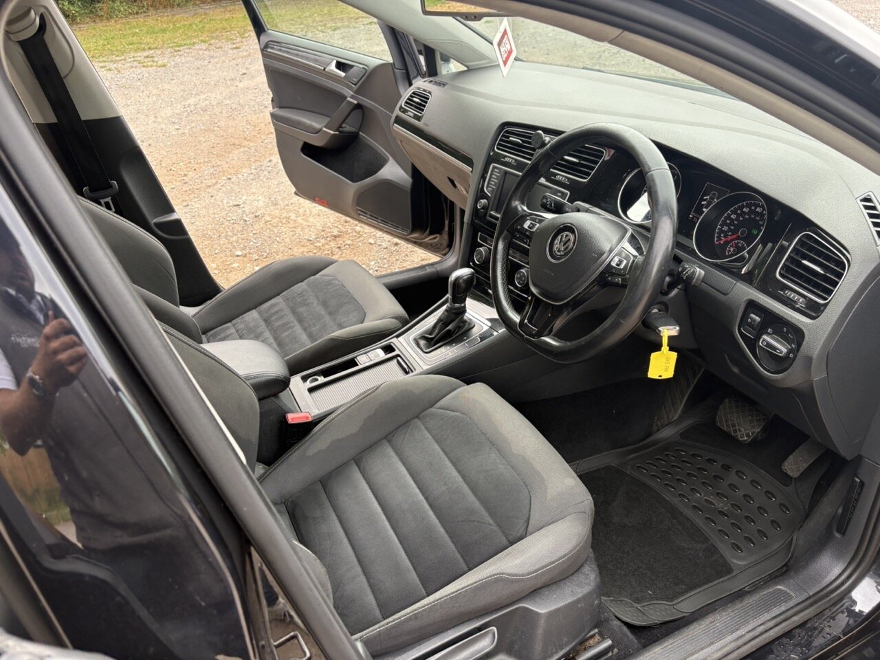 Used Volkswagen Golf 2015 for sale - 76105357: Photo 11