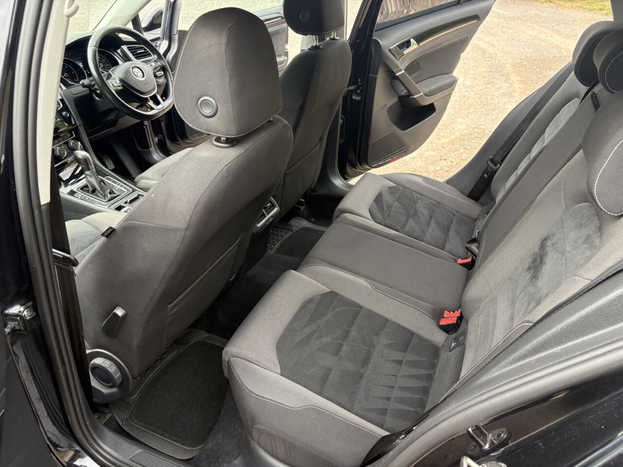 Used Volkswagen Golf 2015 for sale - 76105357: Photo 14