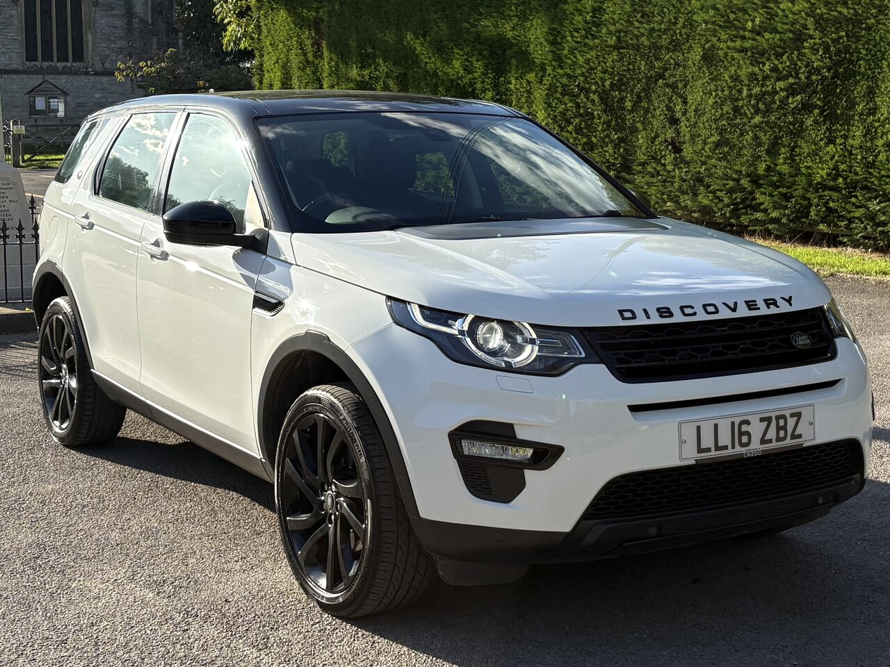 Used Land Rover Discovery Sport 2016 for sale - 76124866: Photo 1