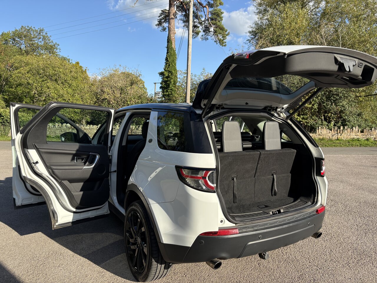 Used Land Rover Discovery Sport 2016 for sale - 76124866: Photo 12