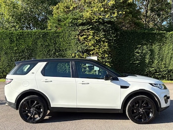Used Land Rover Discovery Sport 2016 for sale - 76124866: Photo 2
