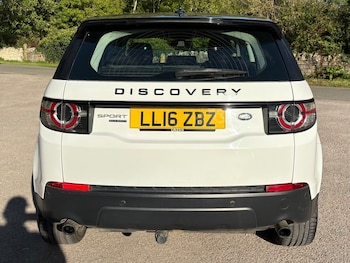 Used Land Rover Discovery Sport 2016 for sale - 76124866: Photo 4