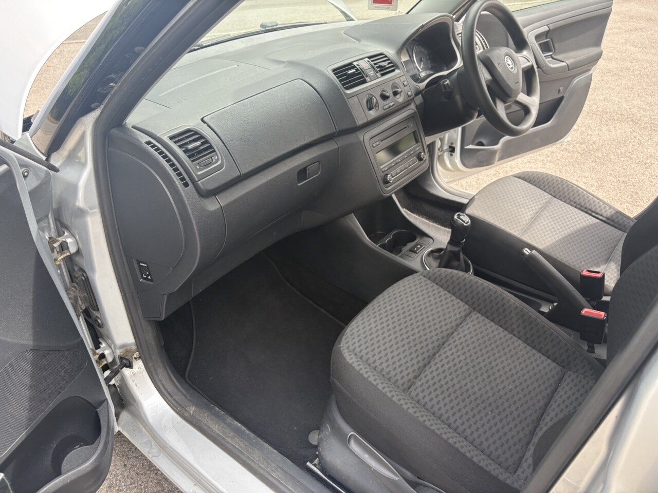 Used Skoda Fabia 2013 for sale - 76105347: Photo 13