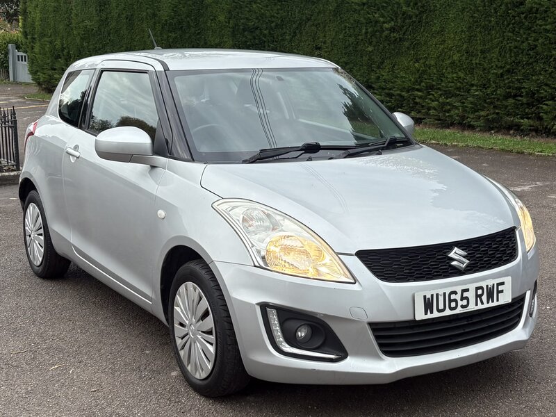 Used Suzuki Swift 2015 for sale - 76603766: Photo 1