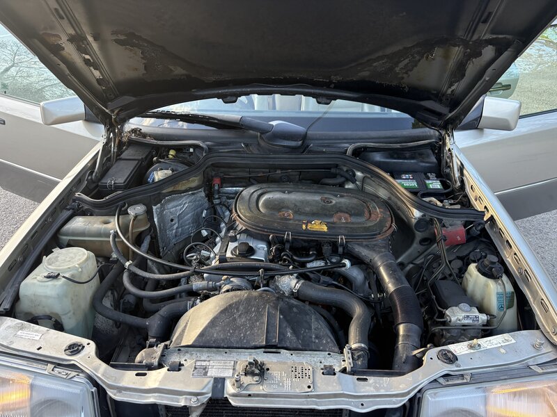 Used Mercedes-Benz E Class 1992 for sale - 76641679: Photo 9